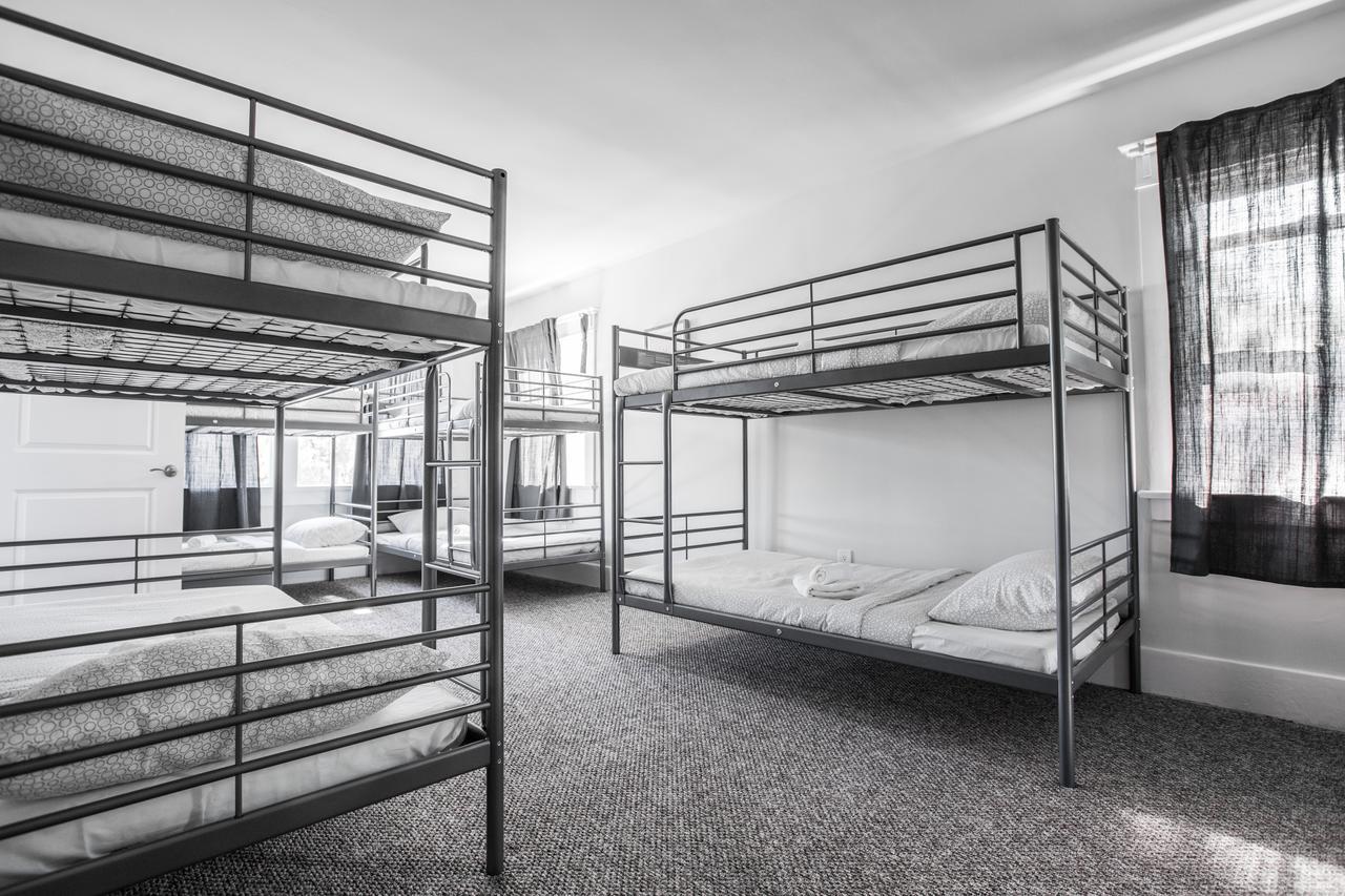 H California Hostal